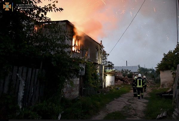 Били по портовій інфраструктурі, будинках та сільгосппідприємству: подробиці обстрілу ворогом Миколаєва