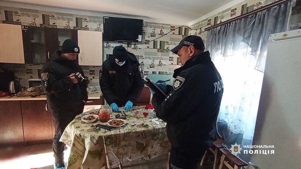 На Одещині «дідусь» відрубав голову 5-річній дівчинці