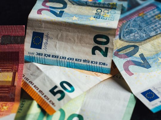 У Німеччині вимагають припинити виплату українцям, які придатні до військової служби: що відповіли в посольстві України